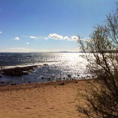 Apartamento With One Bedroom In Raphael With Enclosed Garden And Wifi 900 M From The Beach Saint-Raphaël